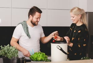 gospodinjski kompostnik_Z roko v roki za lepše okolje