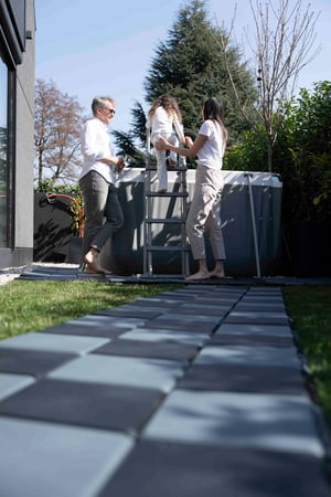 Skaza-pohodne_plošče-širok_izbor-250309-ZK-00142